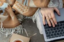 Pożyczki dla zadłużonych - sprawdź czy dostępny jest kredyt dla zadłużonych z komornikiem